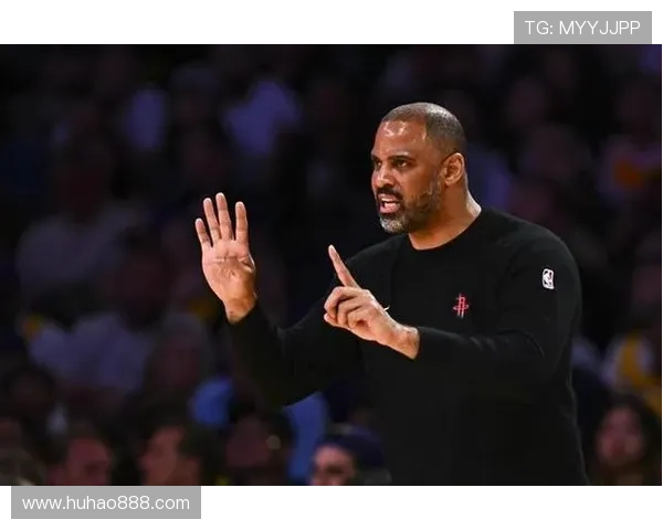 乌度卡称赞KD无私传球能力强调四打三战术需队友配合